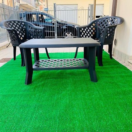 Appartamento Piano Terra San Benedetto del Tronto Exteriör bild