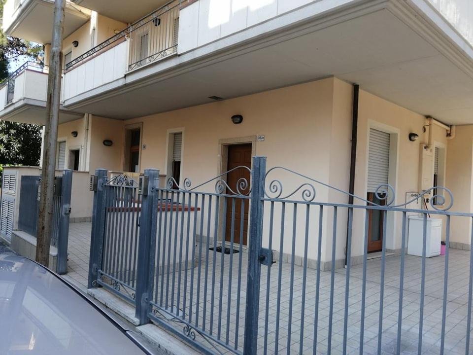 Appartamento Piano Terra San Benedetto del Tronto Exteriör bild